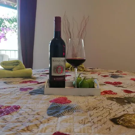 Lada, Rogac, Otok Solta Appartamento *