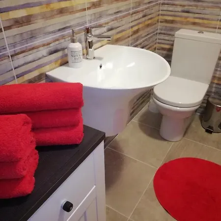 Lada, Rogac, Otok Solta